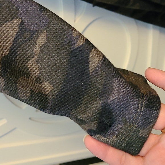 Camo Dress with Knot Detail - 1X - Picture 5 of 6